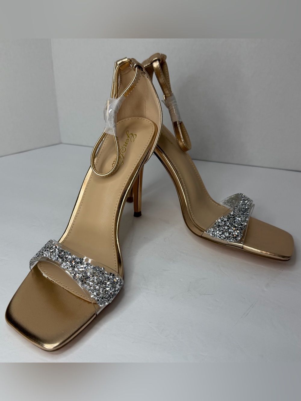 GenShuo Champagne Glitter Stiletto Heels Ankle Strap Size 9
